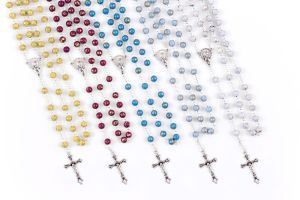 Różaniec plastikowy - marmurek