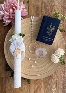 Zestaw na Pierwszą Komunię - świeca personalizowana, różaniec w etui i modlitewnik, okapnik GRATIS