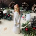 Aniołek z wiankiem figurka 15 cm