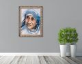 Obraz religijny na płótnie Święta Matka Teresa - rama ornamentowa