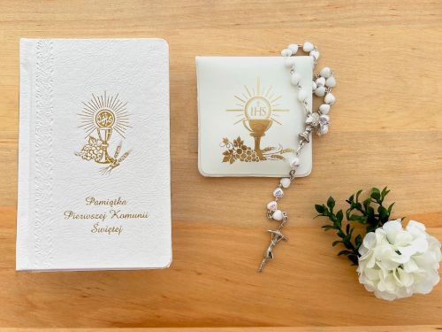 Zestaw komunijny - różaniec serduszka w etui i modlitewnik