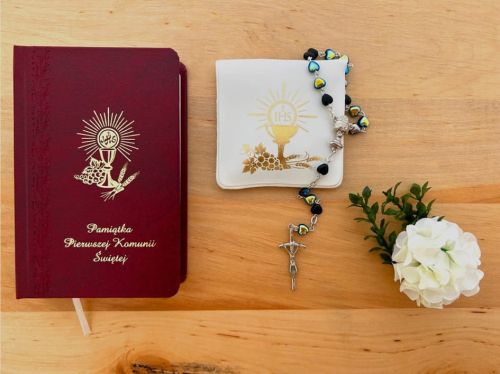 Zestaw komunijny - różaniec serduszka w etui i modlitewnik