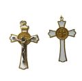 Krzyż Św. Benedykt w kolorze złota biały