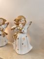 Figurka porcelanowa z Aniołem Stróżem